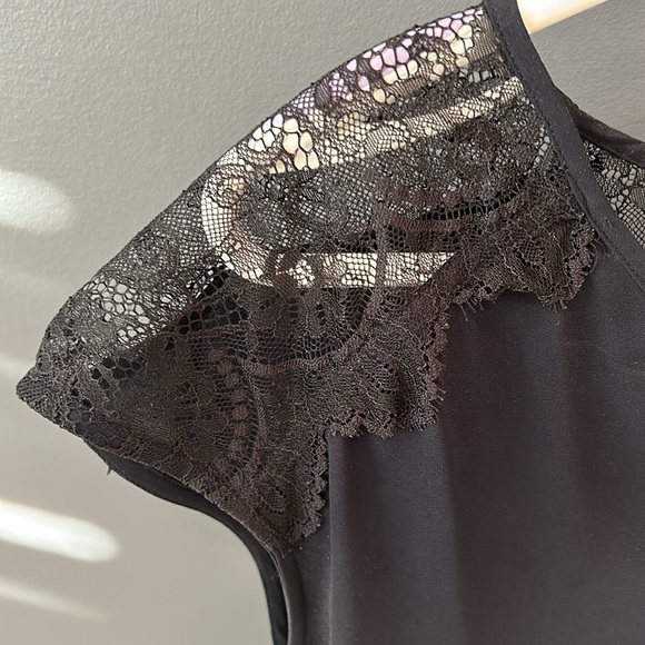 Navy blue lace blouse - Picture 2 of 4